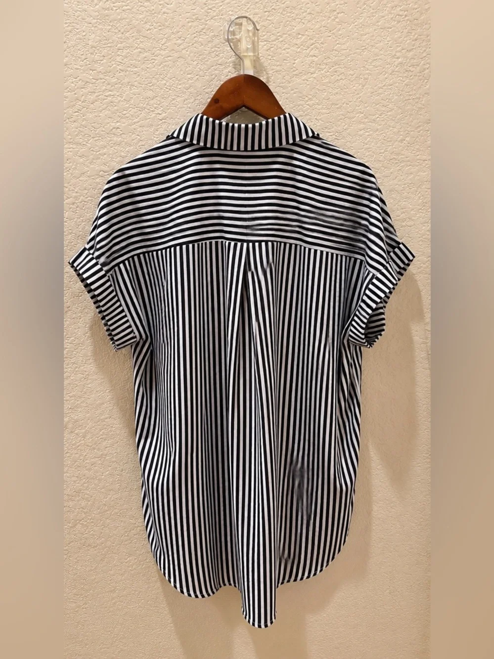 Black & White Striped Button Down Blouse XL NWOT Casual Collared Top